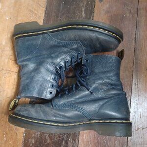 Dr. Martens 1460 Smooth Leather Boots in Navy Size 9 Women's